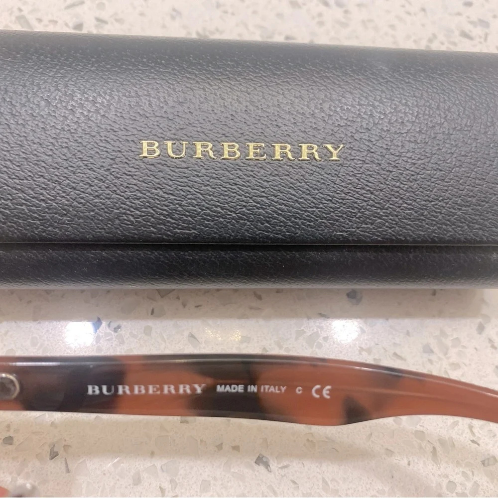 Burberry Sunglasses - Picture 3 of 3